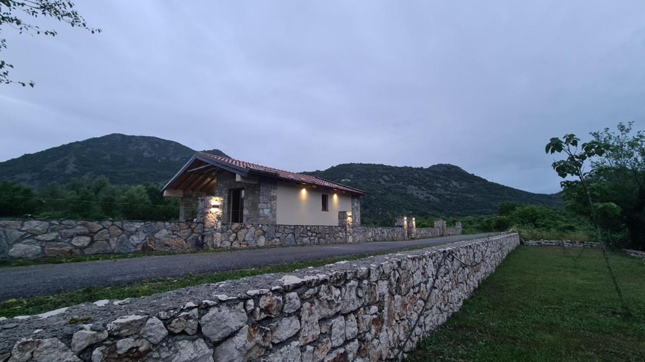Orahovo Stone Vilas Virpazar Esterno foto